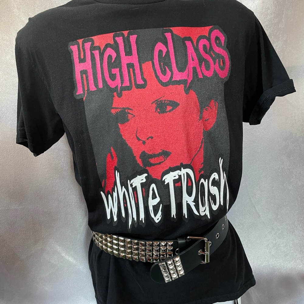 High class white trash! Julia Fox Tee shirt dress.